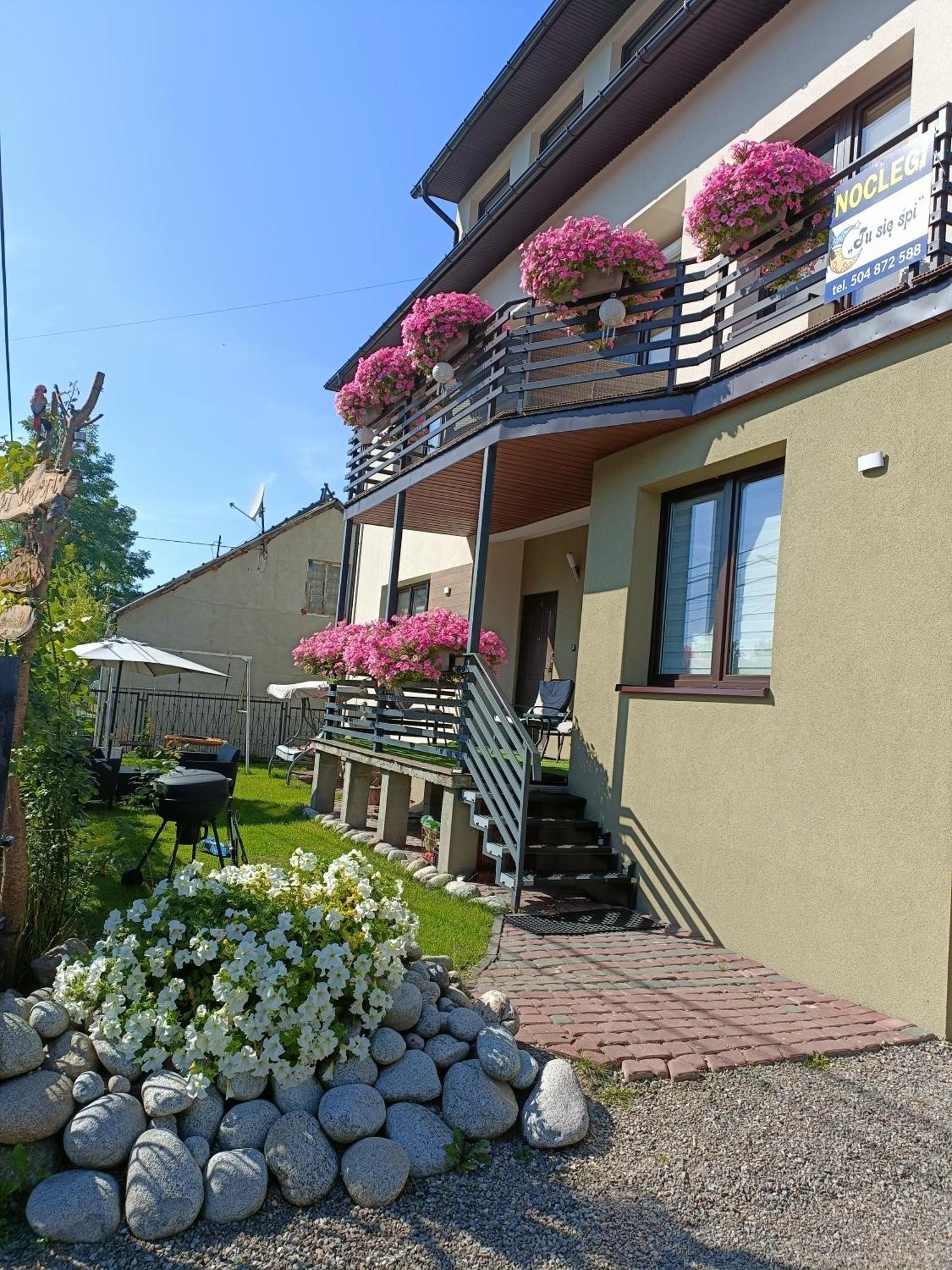 Tu Sie Spi Appartement Bodzentyn Buitenkant foto